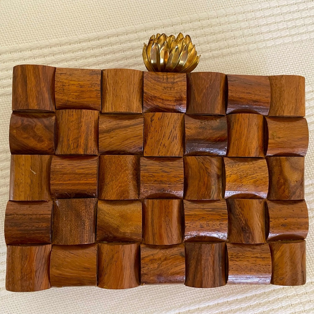 Wooden Clutch à la Cult Gaia